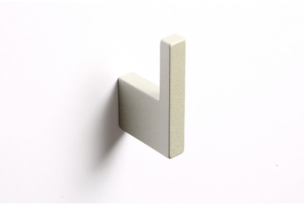 schmaler Garderobenhaken 16er Lochabstand